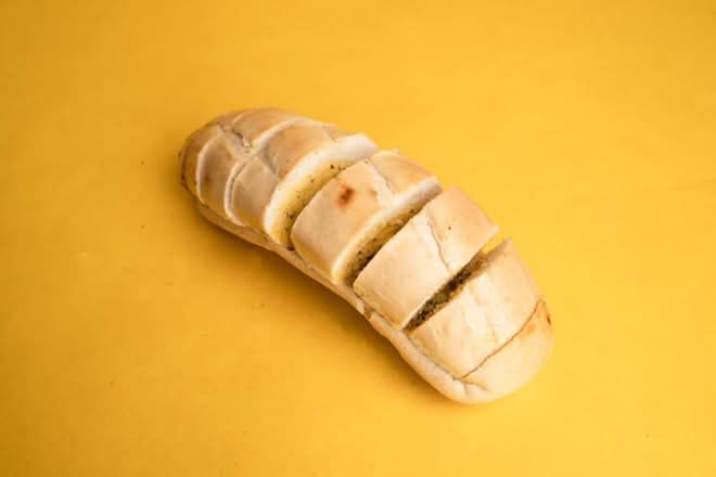 Deal 1 - 1 x Large Pizza, 1 x Garlic Bread, 1 x Soft Drinks -1.25L