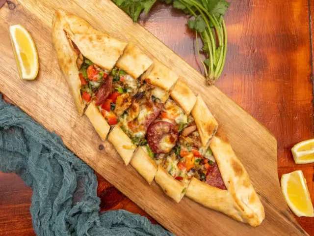 Spinach Pide